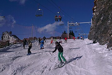 Busy slushy piste