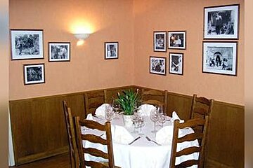 Auberge de la Bartavelle, Vaison la Romaine interior