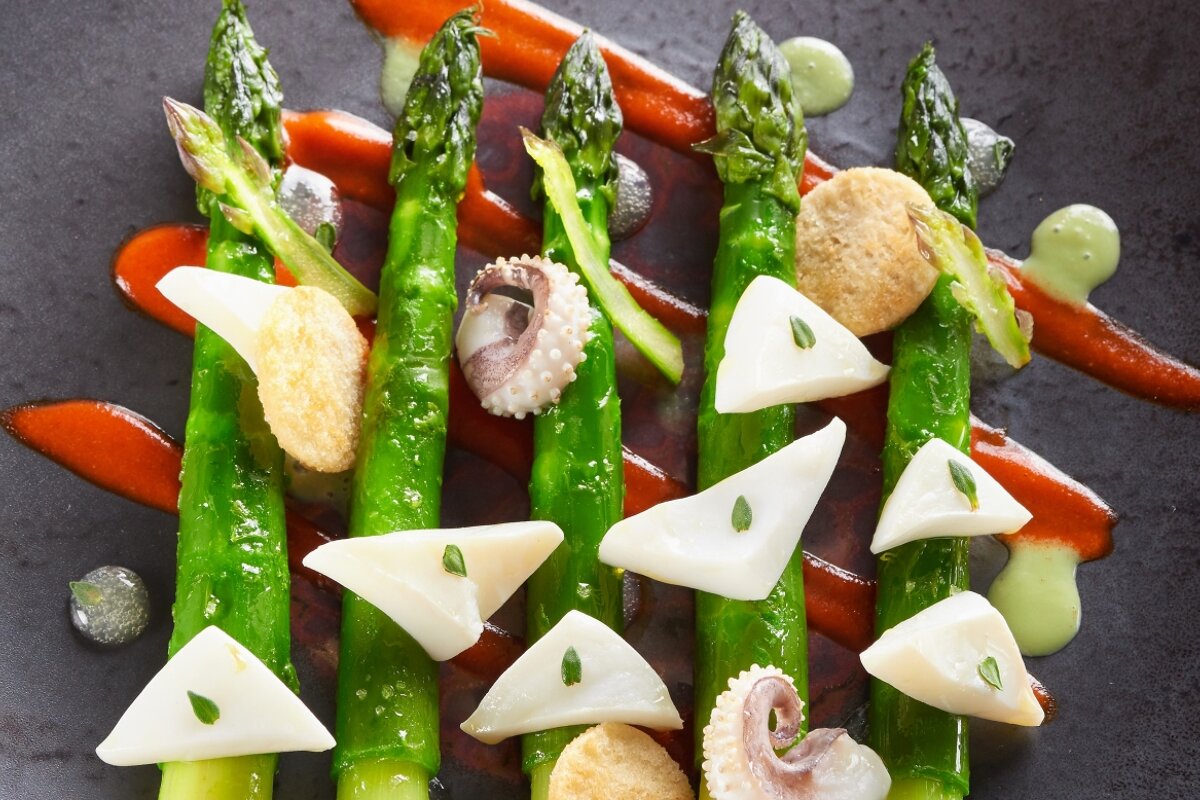 Cap d'Antibes Beach Hotel, Juan les Pins style of cuisine