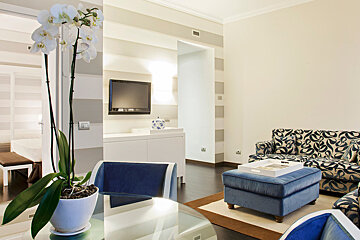a picture of a hotel suite at De la Ville Hotel, Milan