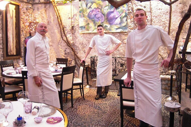 chef & team at Le Figuier de St-Esprit