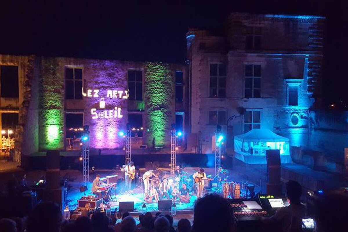Festival Lez'Arts O Soleil, La Tour d'Aigues