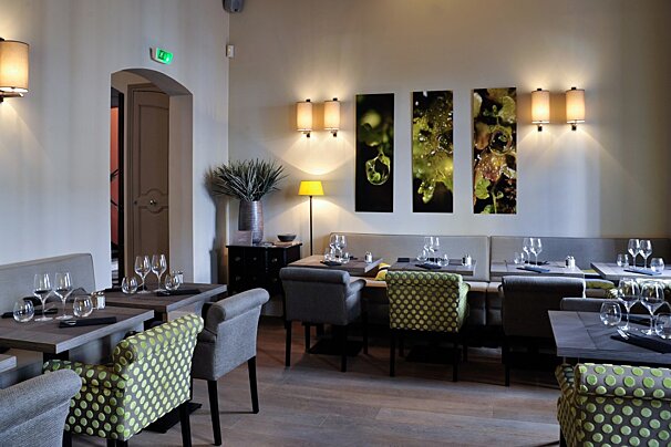 Jardin Mazarin Restaurant, Aix-en-Provence interior
