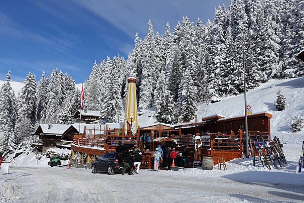 Le Carrefour Restaurant, Verbier exterior