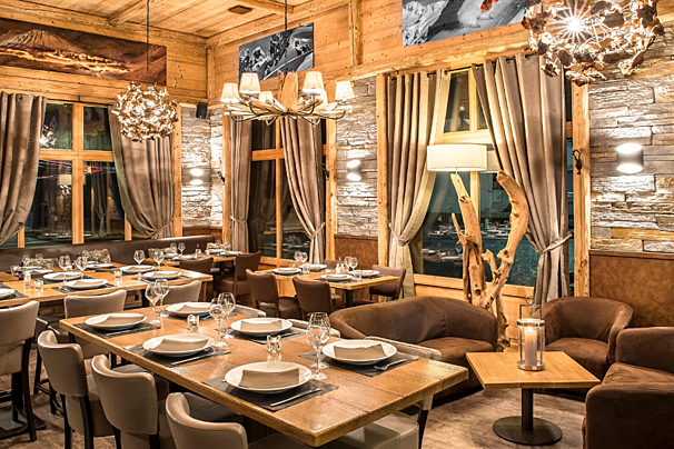 O 1800 Restaurant, Les Boisses interior