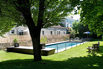 L'ecu de Bretagne Hotel, Beaugency pool
