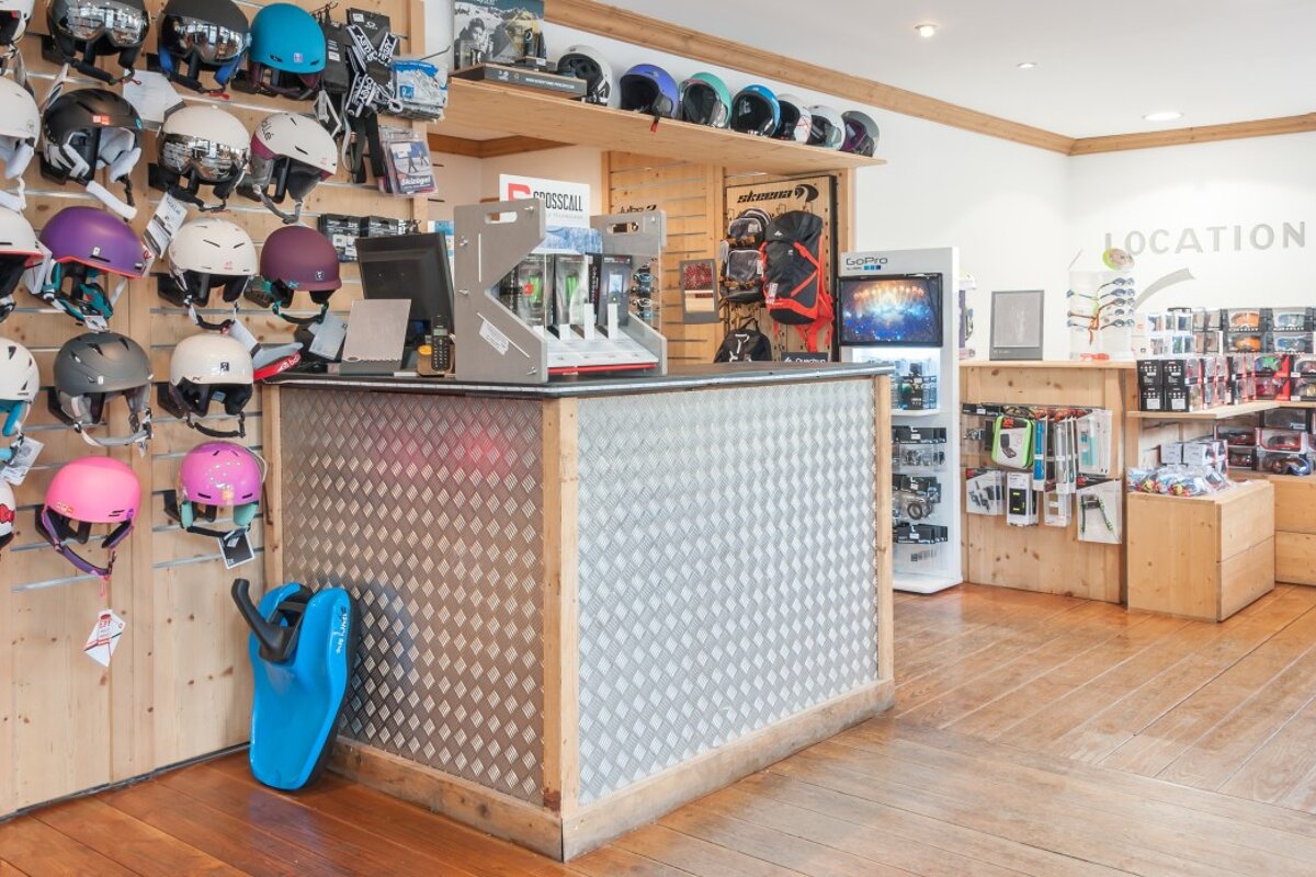 Skimium - Action Sports Ski Hire, Morzine shop interior