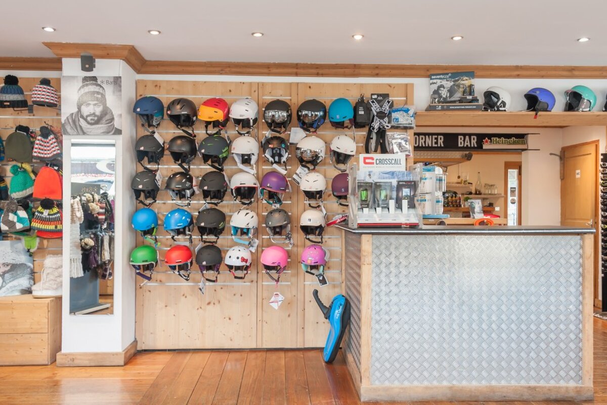 Skimium - Action Sports Ski Hire, Morzine shop interior