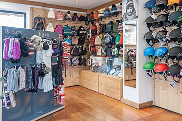 Skimium - Action Sports Ski Hire, Morzine shop interior