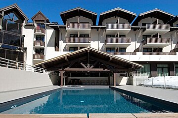 An image of a swimming pool at a luxury hotel in chamonix mont blanc