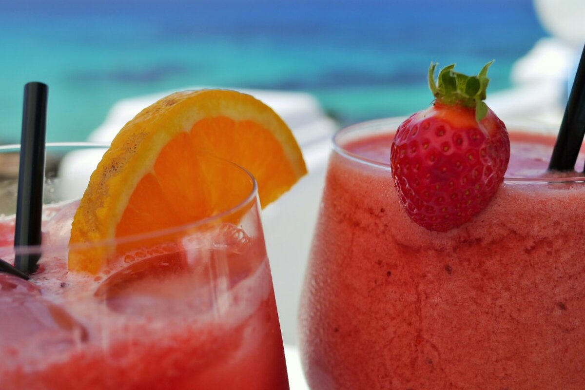 fruit drinks at the cotton club ibiza