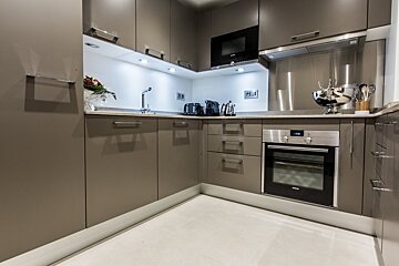 Keystone Lodge - Apartment C04, Courchevel Moriond 1650 kitchen