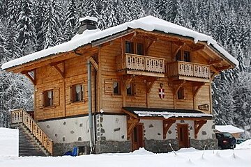 Le Plan des Rochers Chalet, near Avoriaz exterior