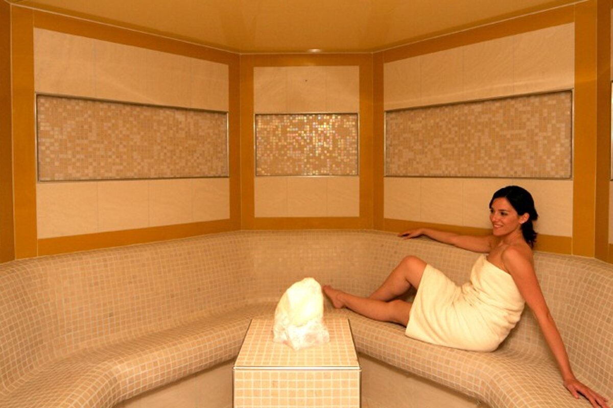 Prestige Spa, Santa Eulalia steam room