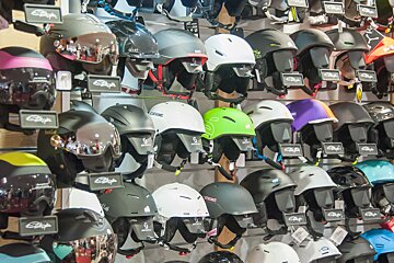 Skimium - Alpes Attitude Ski Hire, Morzine shop interior