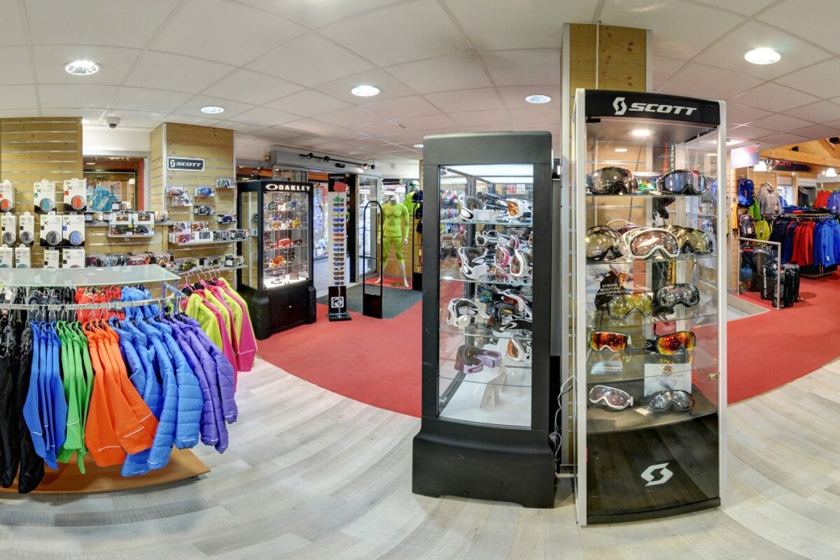 Skimium - Alpes Attitude Ski Hire, Morzine shop interior