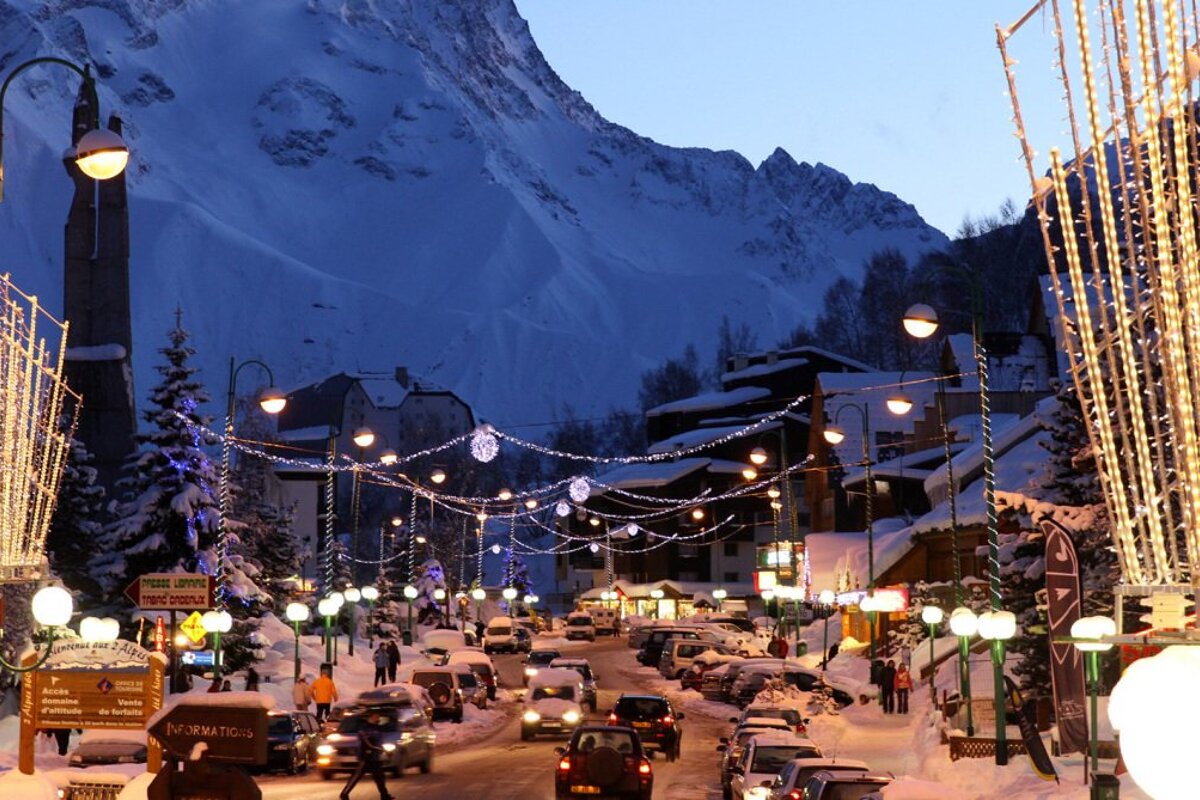 UCPA Holiday Centre, Les Deux Alpes snow