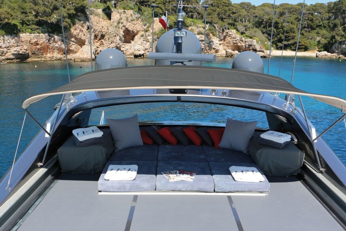 212 Yachts - One Week Yacht Charter Itineraries, Antibes deck