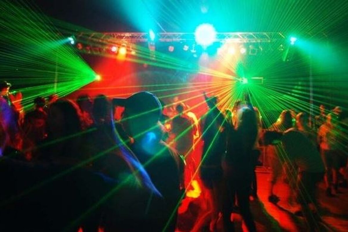 Chamonix Apres-Ski Report: 27 December 2013