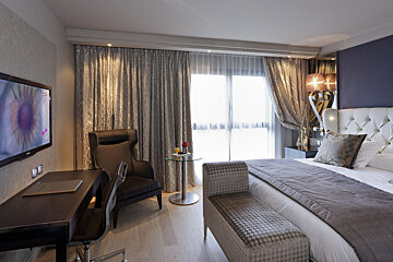 Hotel Burdigala, Bordeaux - Centre double bedroom