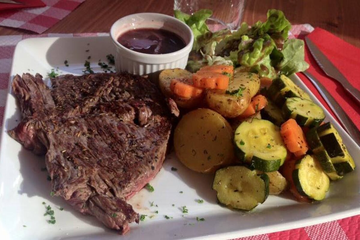 La Maison de Savoy Restaurant, Les Menuires style of cuisine