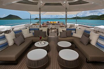 12 Person Motor Yacht, - Aquavita
