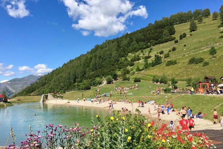 Cooling down in 2 Alpes summer 2019