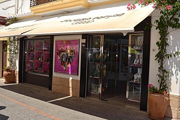 Elisa Pomar Jewellery Designer, Ibiza Town exterior