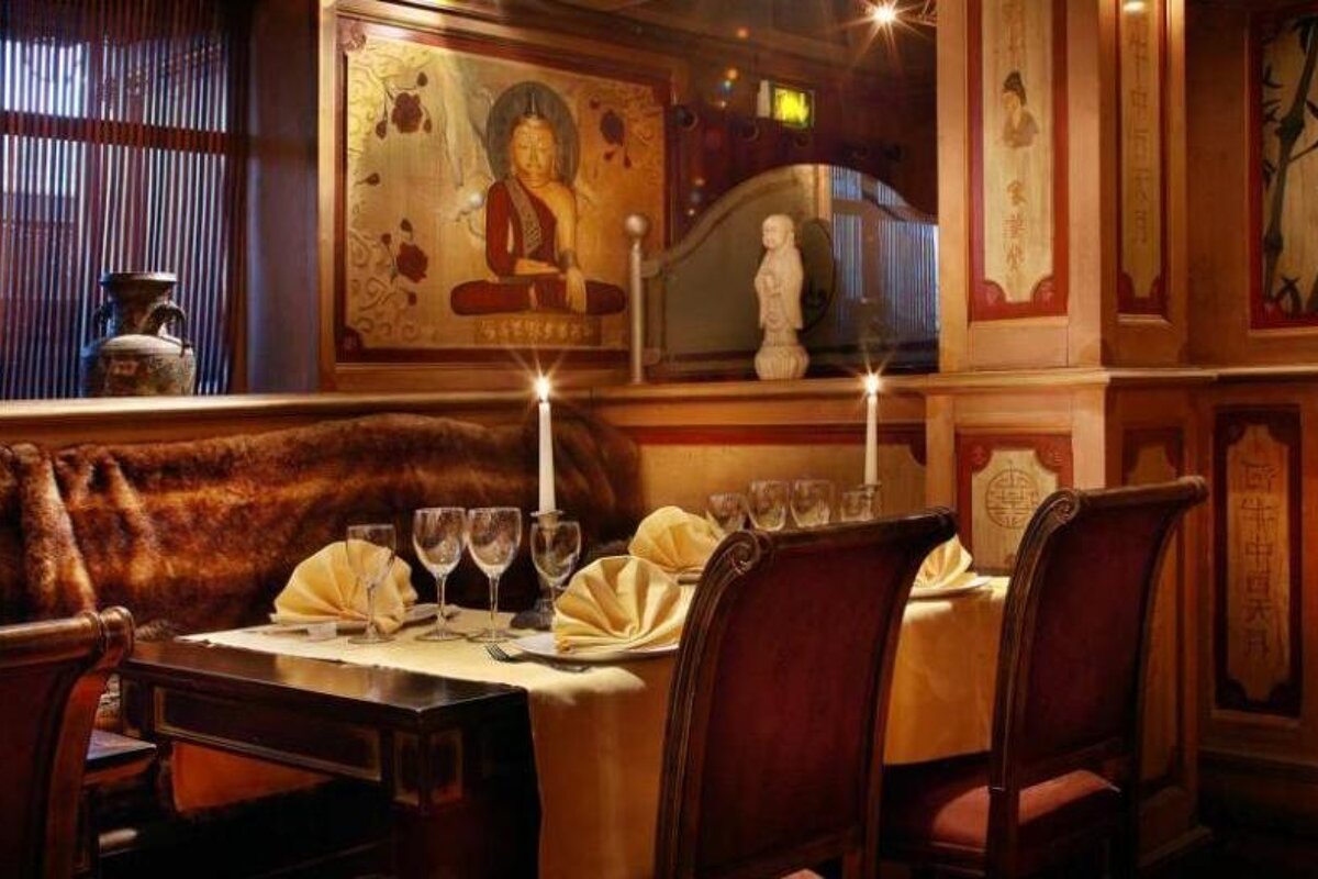 Le Grand Cafe Restaurant, Courchevel   interior