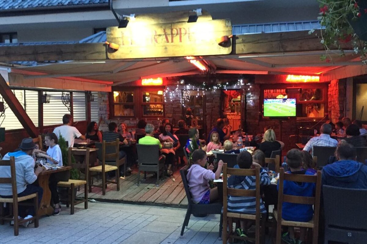 Le Trappeur Restaurant, Les Deux Alpes exterior