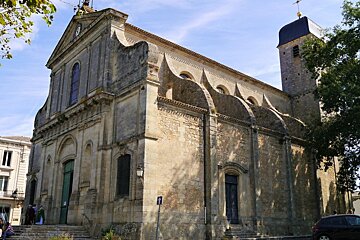 the large church in the heart of the town