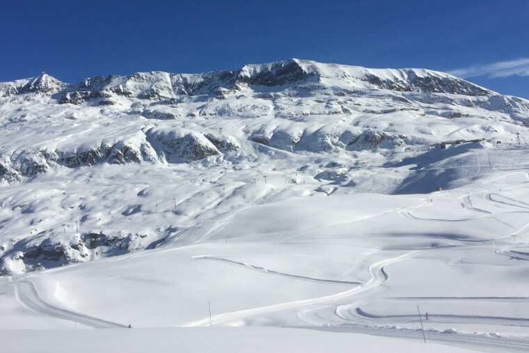 Fluffy, fresh snow on the Alpe d'Huez slopes