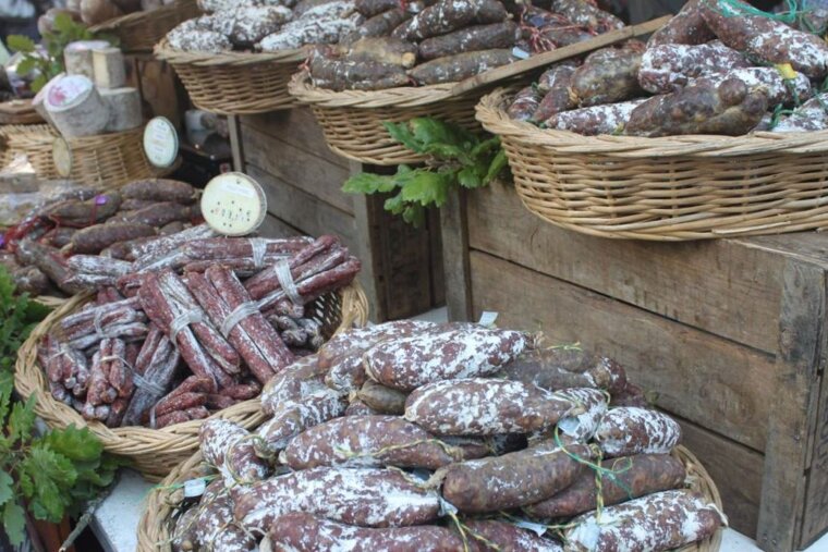 sausage at the cahors market in dordogne