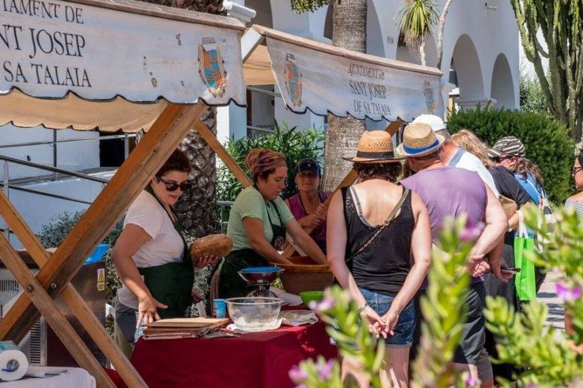 Organic produce & artisan market, San Jose