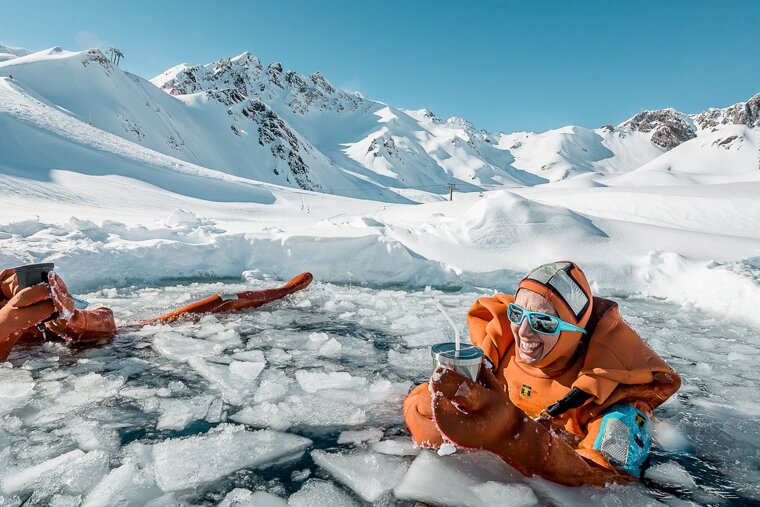 Ice floating in Tignes
