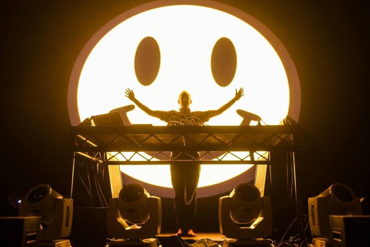 Fatboy Slim & Julien Temple tell Ibiza's history