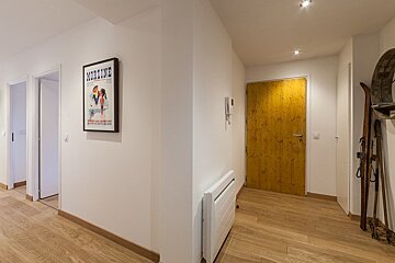 Florimont No.6 Apartment, Morzine hallway