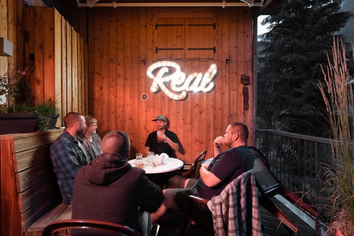Hideout Hostel, Morzine exterior