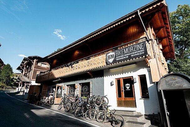 Hideout Hostel, Morzine exterior