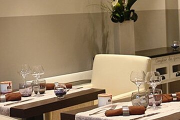 Le Carillon Restaurant, Goult interior