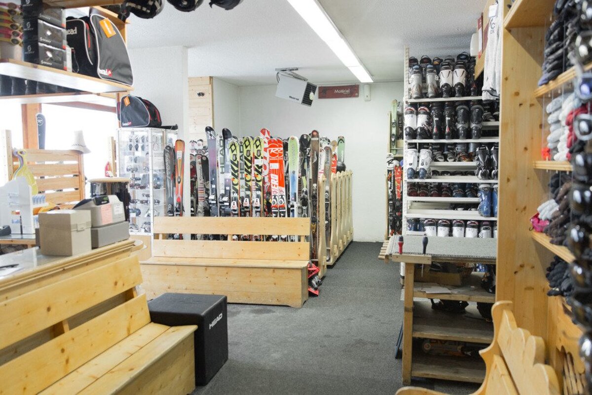 Sport 2000 - Mottaret Ski Evasion Ski Hire, Meribel - Mottaret