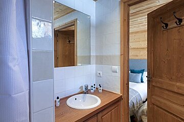 Sundance Chalet, Tignes - Les Brevieres bathroom