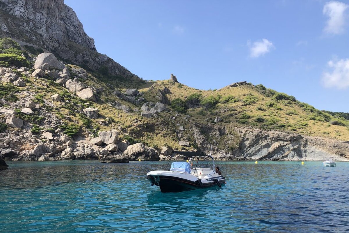 12 Person Motor Boat, Port de Pollenca (Puerto Pollensa)