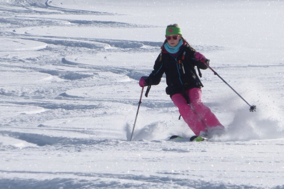 Sunny pistes in brilliant shape this week