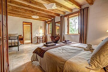Lou Calvel Villa, Cazals