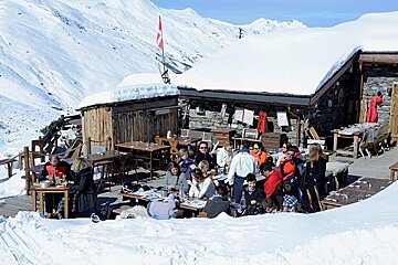 Chez Pepe Nicholas  Restaurant Review, Les Menuires restaurant terrasse