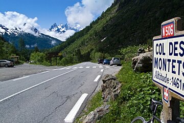 Intermediate cycle routes in Chamonix - Lac d'Emosson road bike