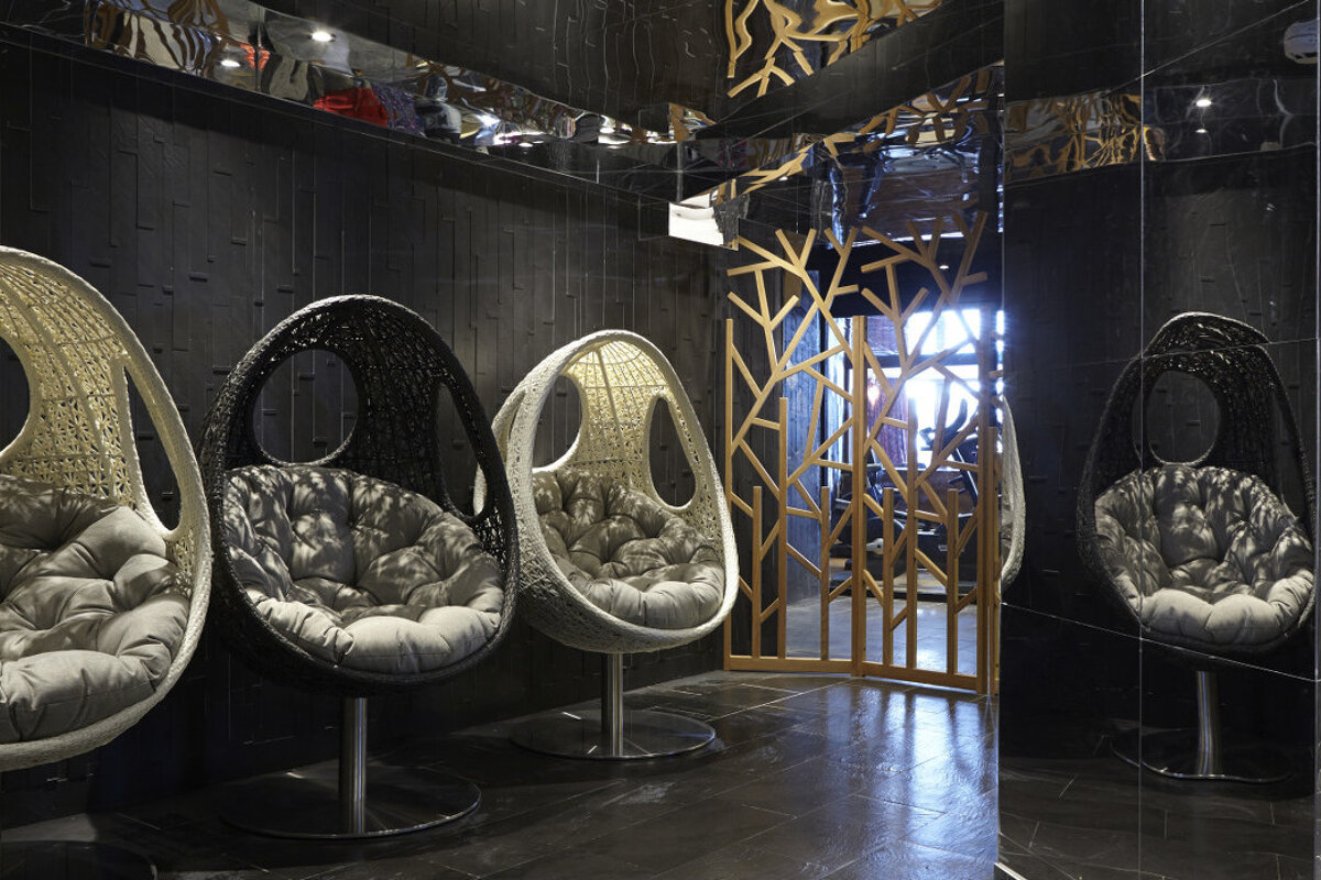Les Dromonts Hotel, Avoriaz lounge room