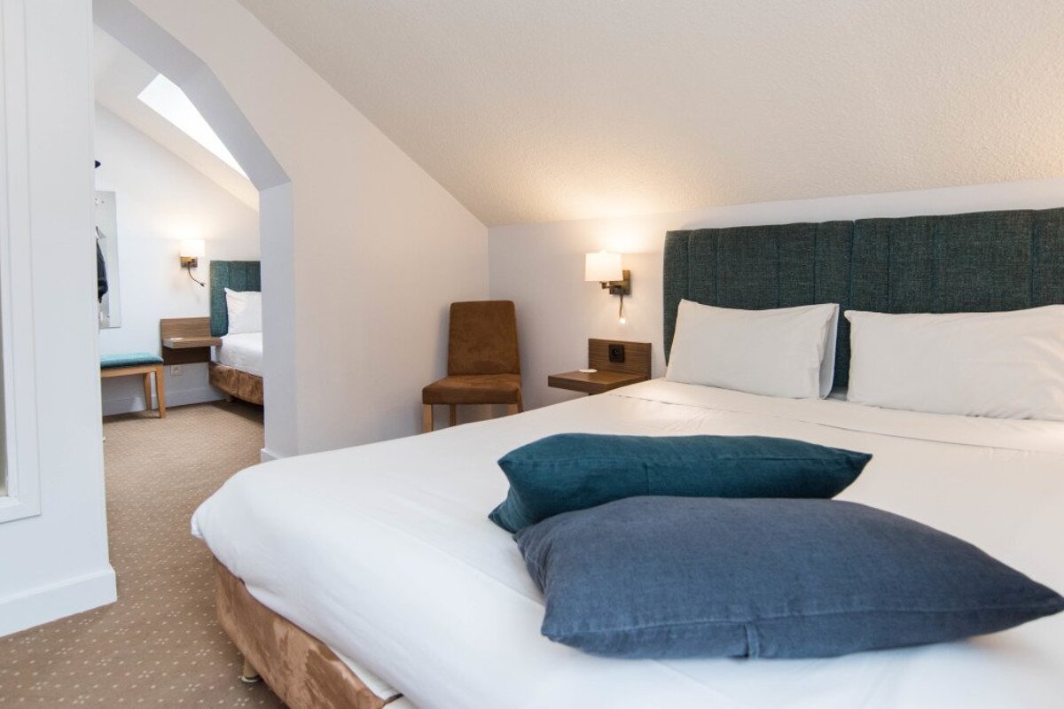 Les Lanchers Hotel, Chamonix double bedroom