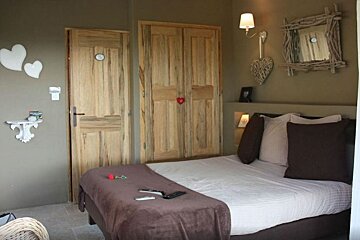Une Sieste en Luberon B&B, Bonnieux double bedroom